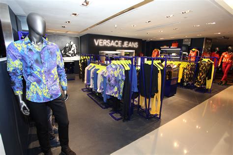 maglie versace hong kong|Versace Hong Kong Landmark.